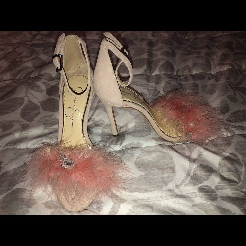 Jessica Simpson high heels w/ feathered